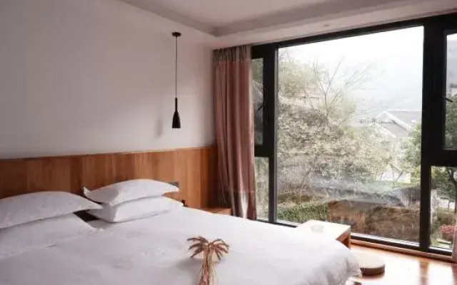Shiqidong Hostel