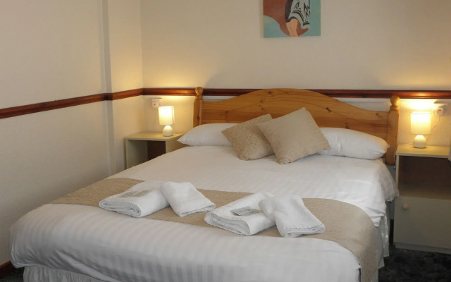 Mars Hotel Sea View