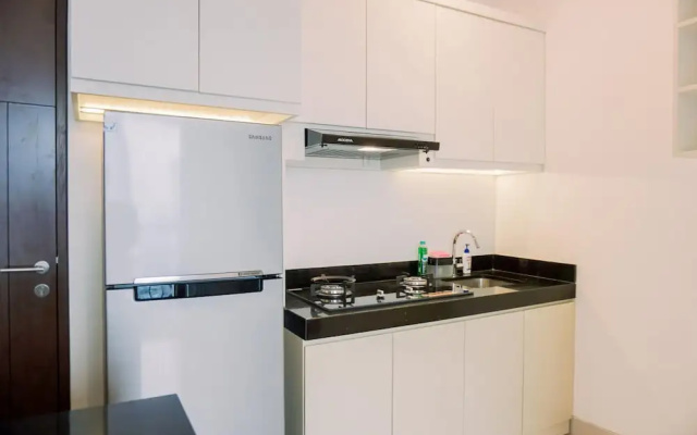 Spacious And Warm 2Br At Ciputra World 2 Apartment