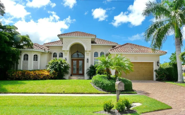 781 Sea Court