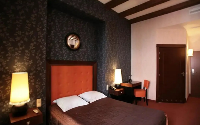 Vanilla Hotel