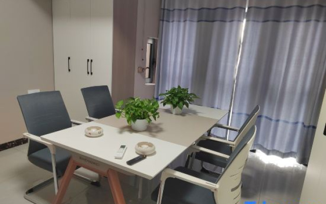 Jiuqi Homestay (Shijiazhuang Jinliulin Foreign Language School)