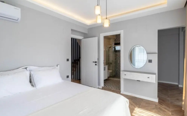 Dreamy House With Private Pool in Urla Izmir