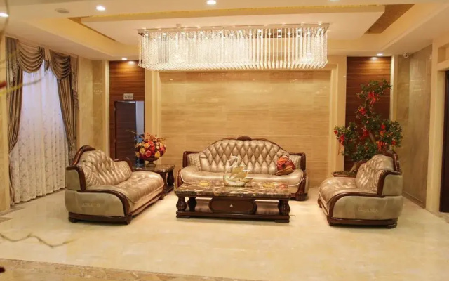 Juli Kaixuan Hotel