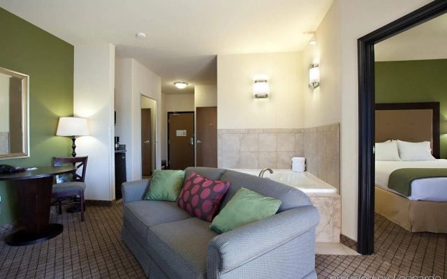 Holiday Inn Express & Suites Silt-Rifle by IHG