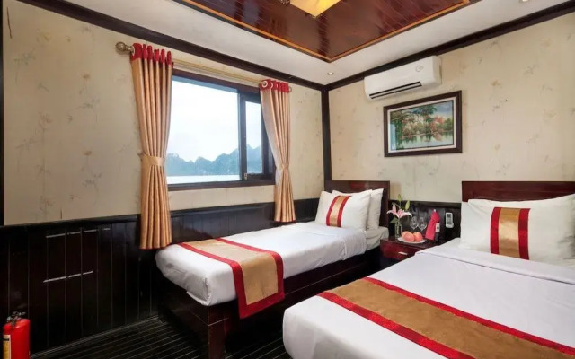 Halong Moonlight Cruises