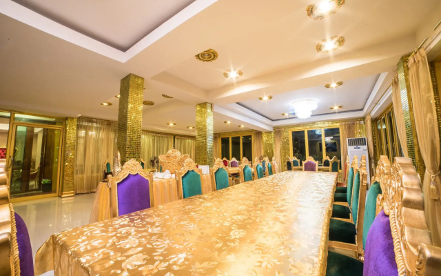 Nakaraj Princess Chiang Rai - Walking Street