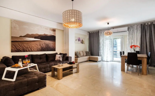 Acropolis Suites & Apartments