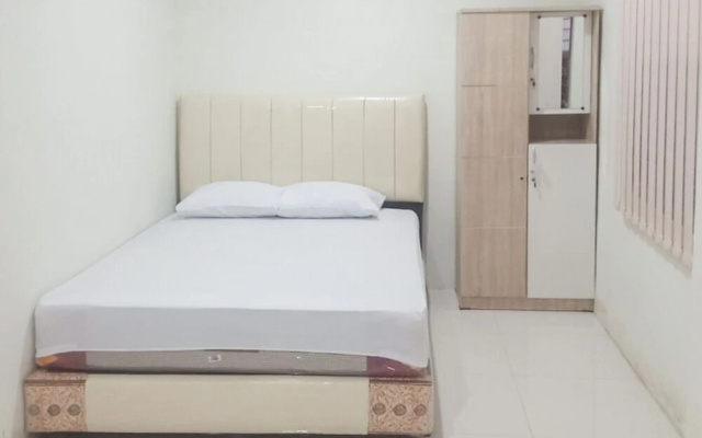 Cahaya Kost VIP by RedDoorz