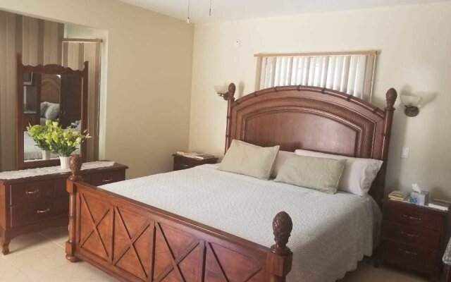 North Star Villa in Ocho Rios, Jamaica from 138$, photos, reviews - zenhotels.com guestroom