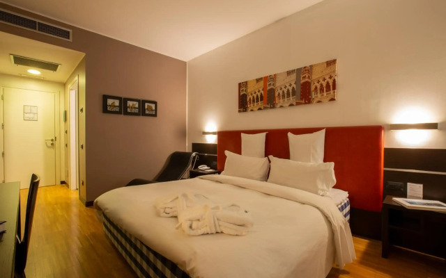 Euro Hotel Residence