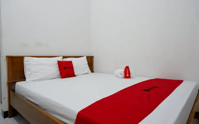 Minang Permai 3 by Reddoorz