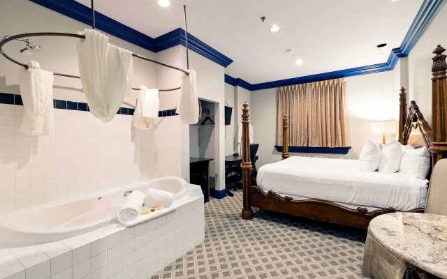 Chateau Avalon Hotel & Spa