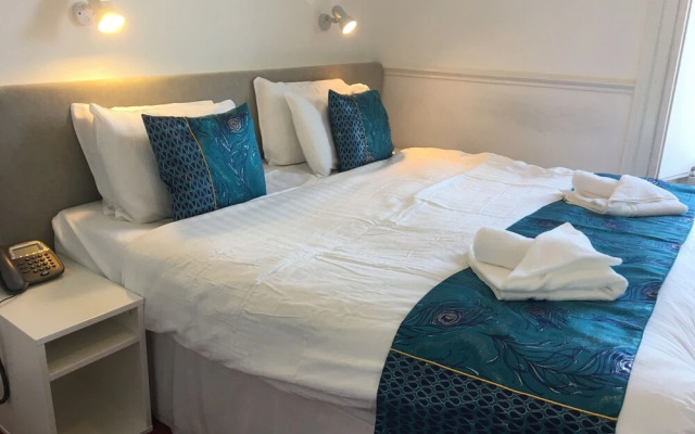 Comrie Hotel