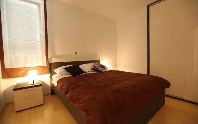 Falkenstainer Apartments Pertcane