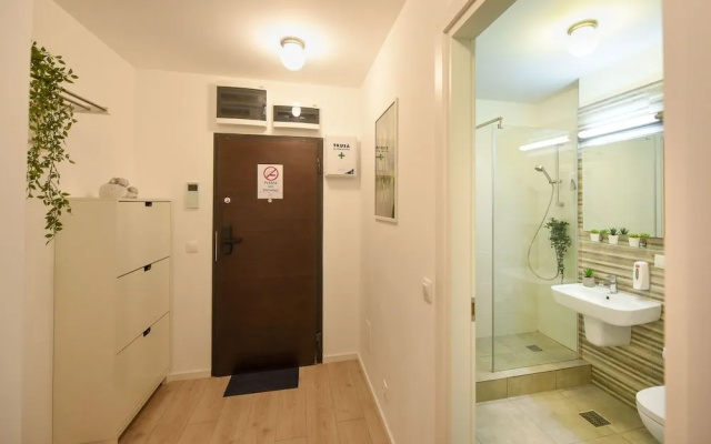 The Comfy Spot. 1 BR with Parking Included