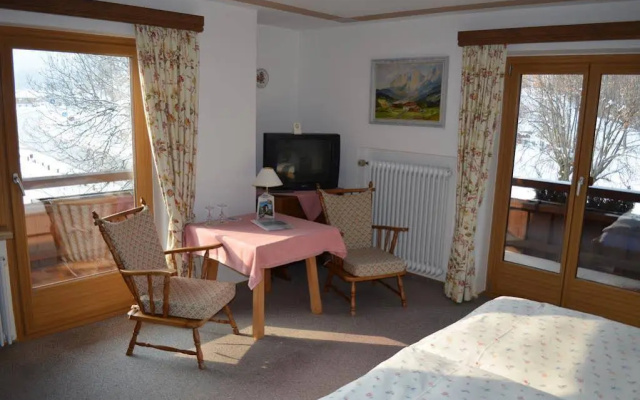 Hotel-Pension-Ostler
