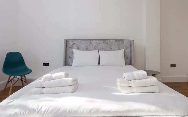 2 Bed Apartment in the Heart of Camden