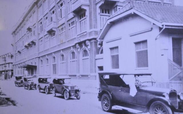 Trocadero Hotel Bangkok вид на фасад