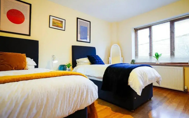 2-bed Apartment Near Beaches & Attractions Petsok