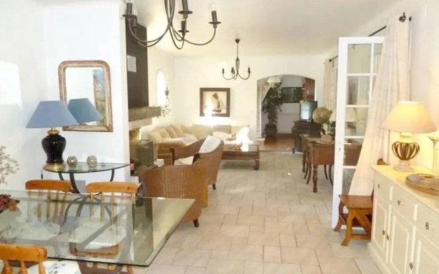 House With 3 Bedrooms in Argelès-sur-mer, With Wonderful Mountain View