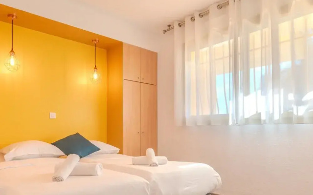 Les 15 Pins & La Mer -  Riviera Escape Apartments with Pool & Garden