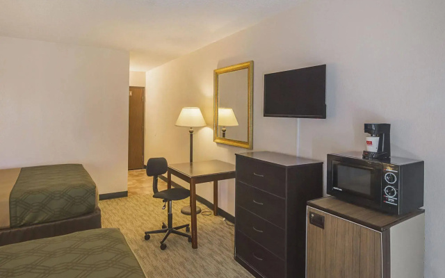 Regency Inn Sulphur Springs