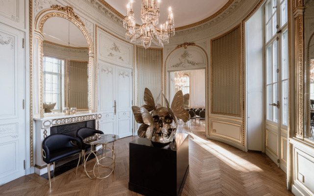 Schlosshotel Berlin By Patrick Hellmann