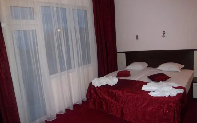 Peshev Family Hotel Vlas