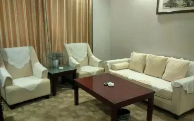 Zheshang Business Hotel (Tanghe Youlan Avenue)