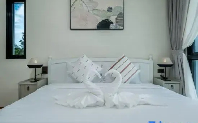 Two Flamingo Apartment 1