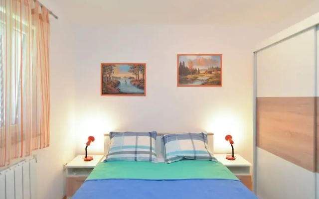 Apartment 436