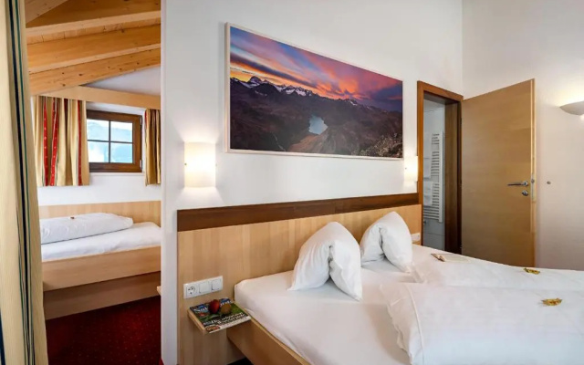 Apart-Hotel Aurora Fiss