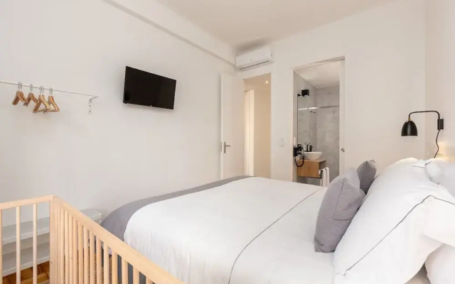 Elegant Apartment in Heart of Porto