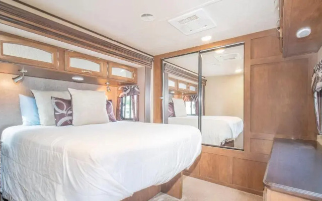 Destination RV IV Fully Setup OK44
