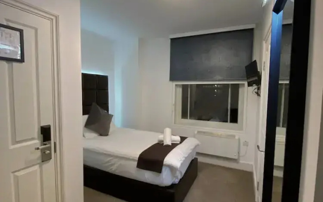 The Charles Hotel