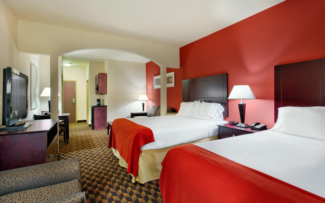Holiday Inn Express & Suites Malvern By IHG