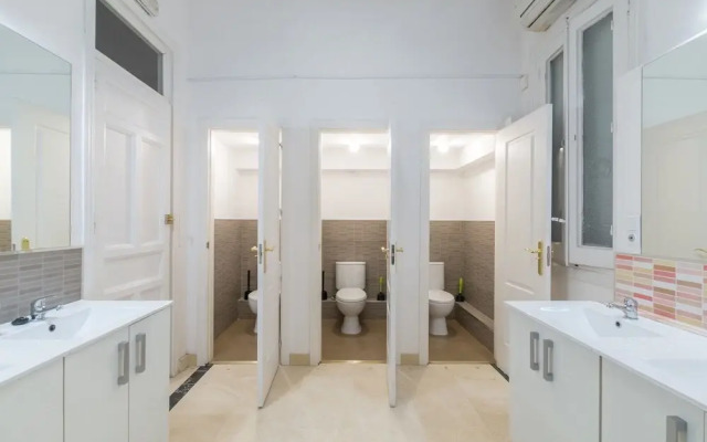 Rooms Arguelles 58