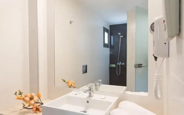 This Marvelous Studio Room Perfect for 3 Adults