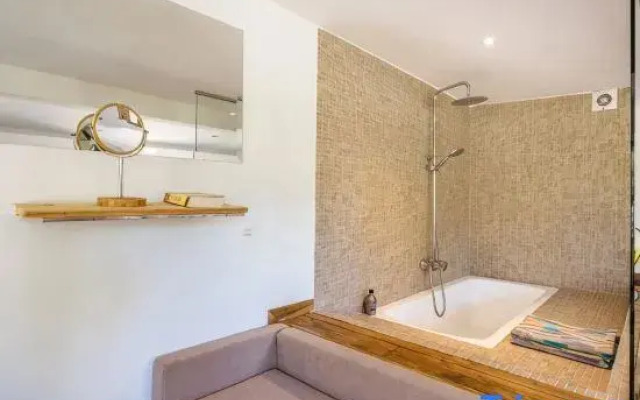 Love Suite