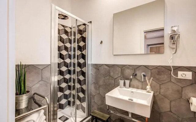 Capo Le Case Home 9