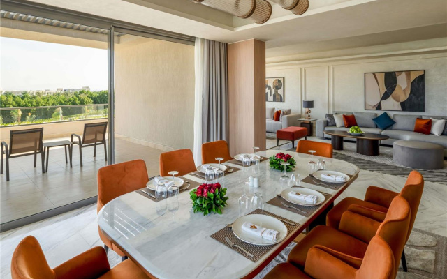 Rixos Premium Magawish Bay View