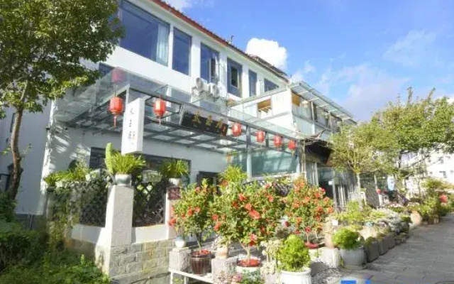 TAI YU Residence ln lijiang
