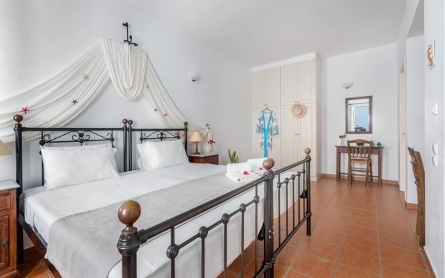Regginas Apartments