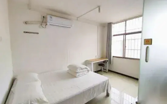 Lexus House Hotel