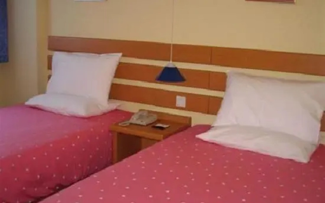 Elan Inn Longxiang