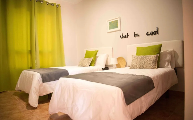 Lightbooking - Pool & Cool Caleta de Fuste