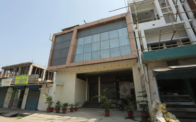 OYO 35782 Sunrise Inn Guest House