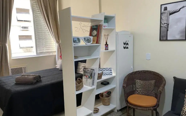 Apartamento beira-mar no coração de copacabana!