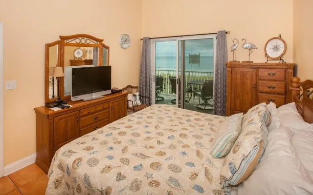Crystal Shores 204